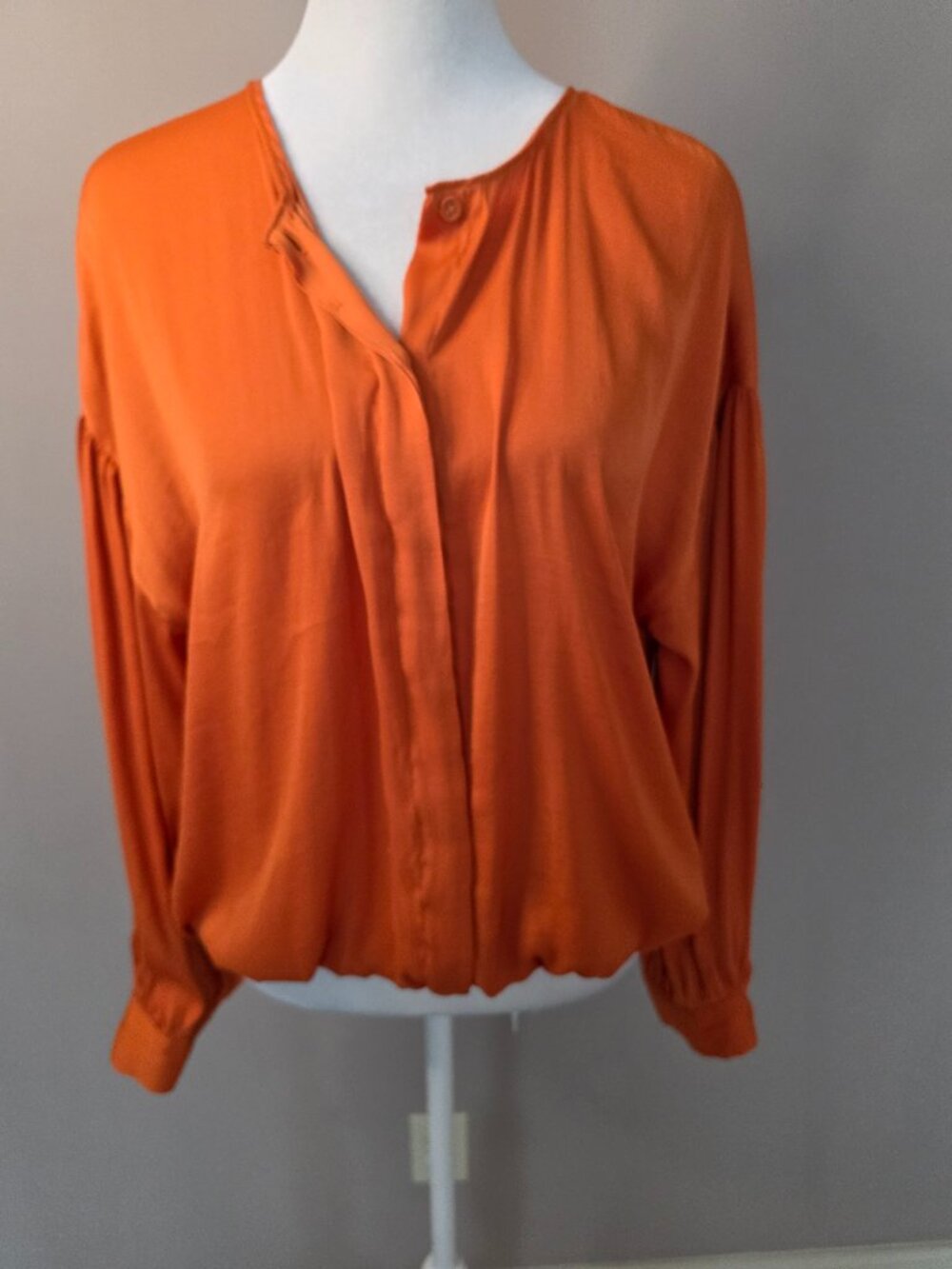 Naked Zebra Button Front Long Sleeve Bubble Hem Orange Blouse Size Medium